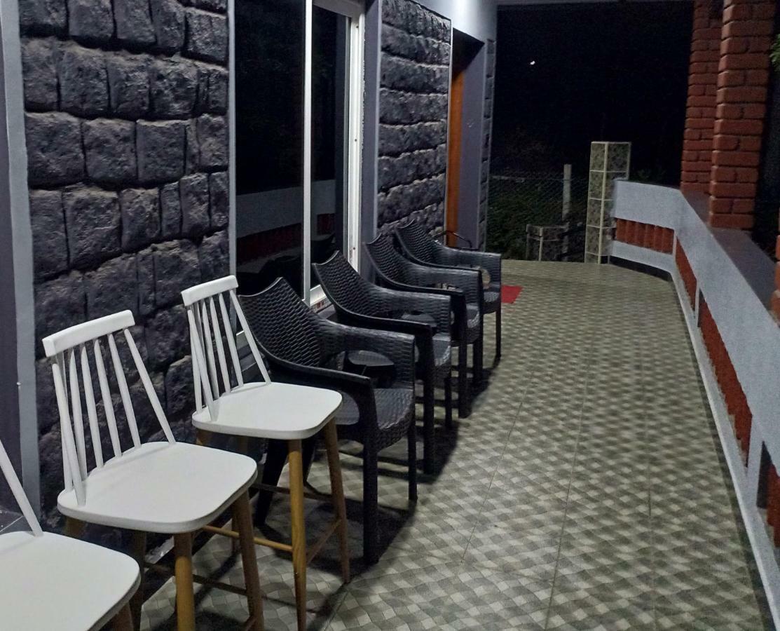Pear Tree Inn Villa Kotagiri Exteriör bild